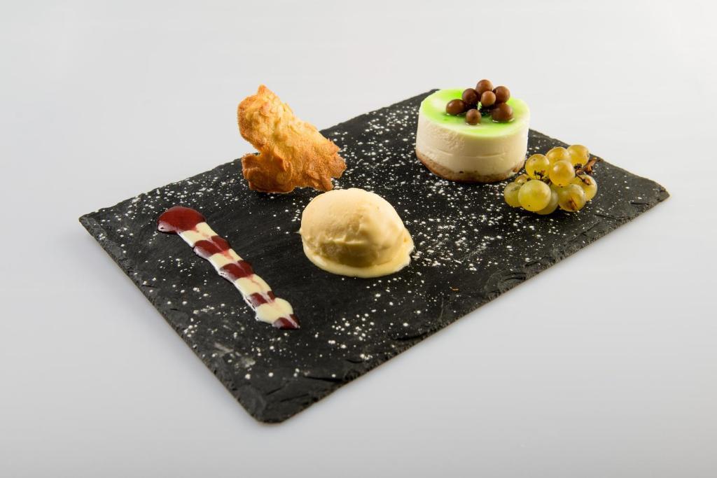 Logis Hotel Restaurant A L'Etoile Wingersheim-les-Quatre-Bans Екстериор снимка