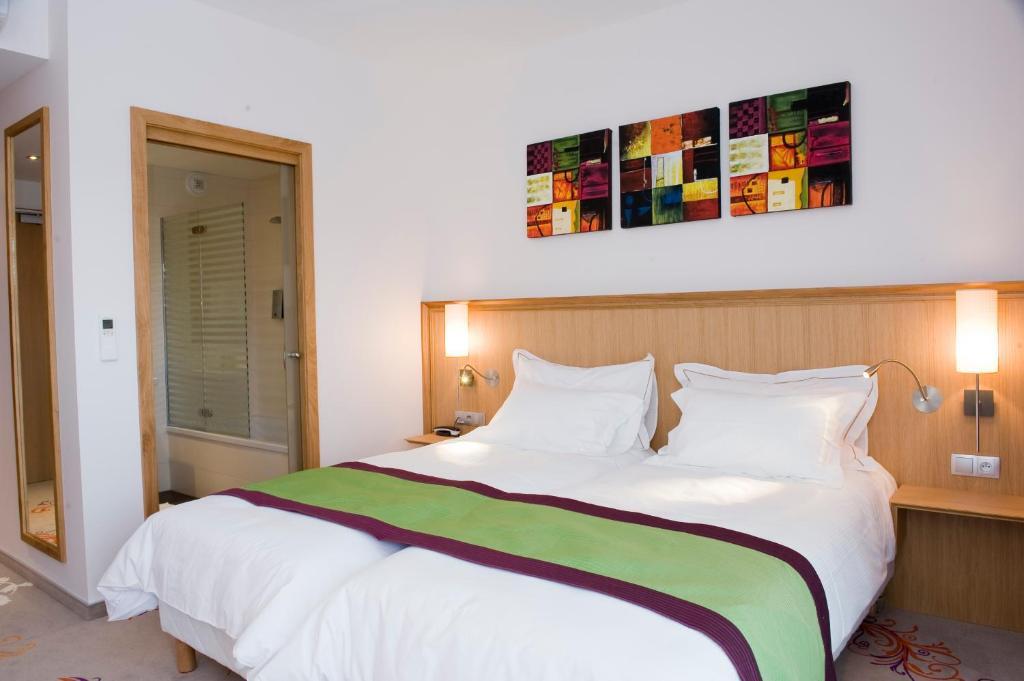 Logis Hotel Restaurant A L'Etoile Wingersheim-les-Quatre-Bans Стая снимка